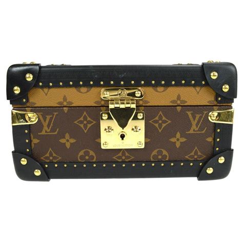 fl3220 louis vuitton|louis vuitton history codes.